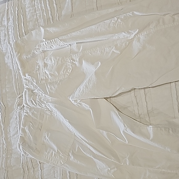 Capris - Picture 6 of 6